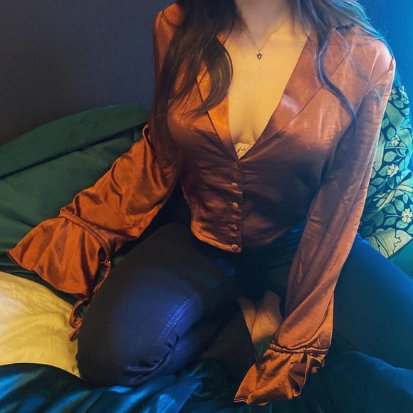 Lovers + Friends Satin Button Down Crop - Picture 4 of 5